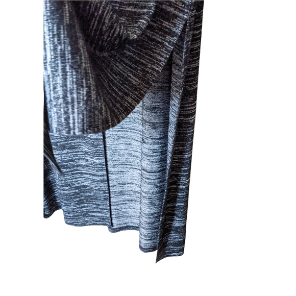 Kensie Dress over Pants Jeans Front Sides Slits SZ 1X Gray Fall Fashion Knit. - Picture 8 of 8